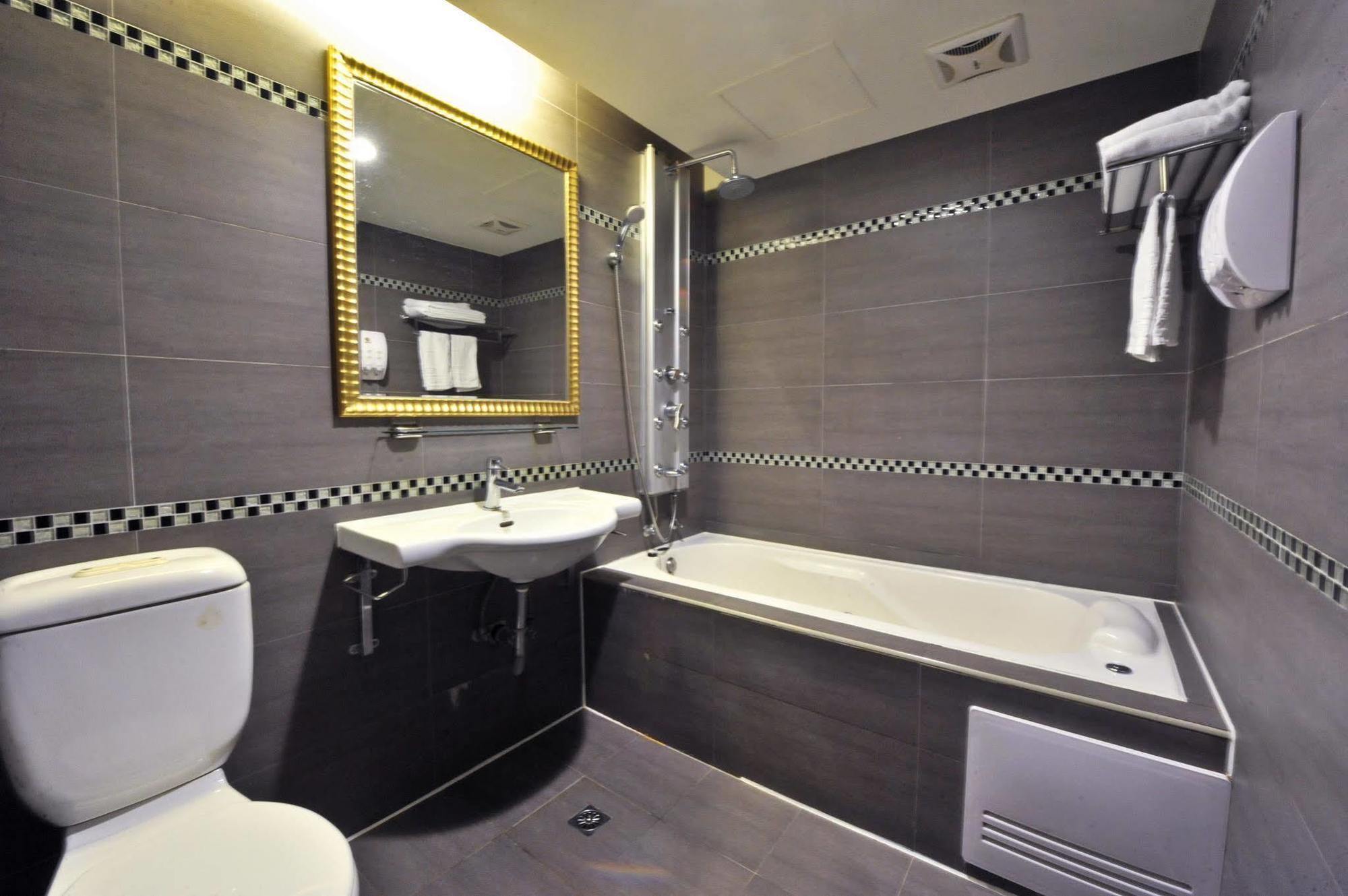 Carnival Motel Taipei Luaran gambar