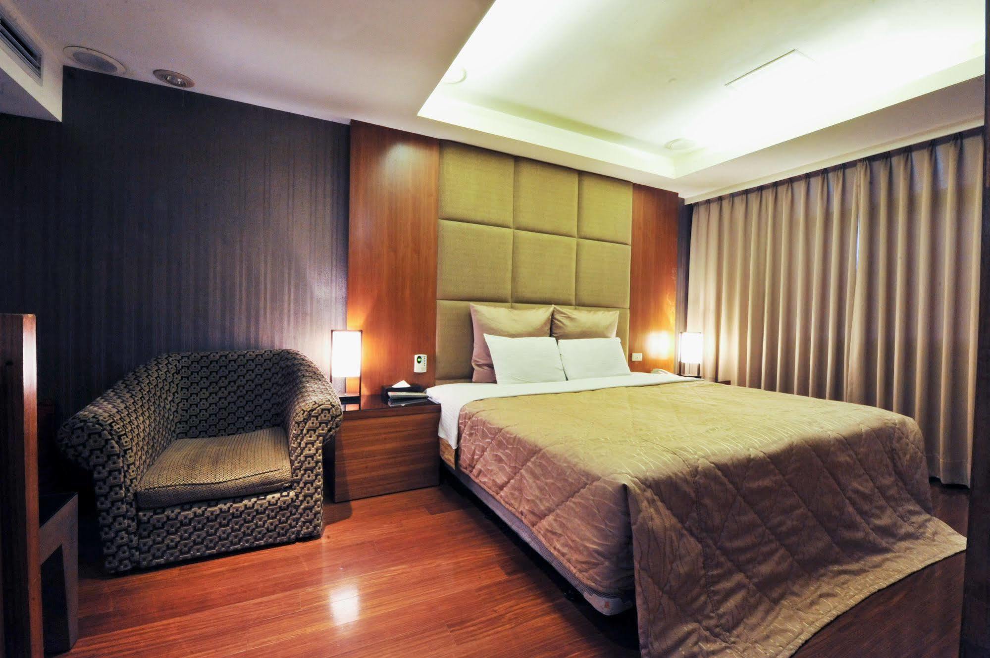 Carnival Motel Taipei Luaran gambar